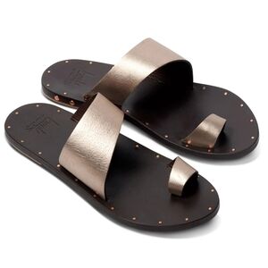 Beek Finch leather toe-ring sandal Bronze Strap